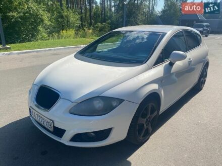 Білий Сеат Leon, об'ємом двигуна 1.6 л та пробігом 267 тис. км за 5500 $, фото 1 на Automoto.ua