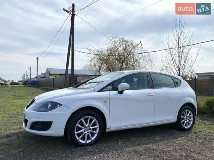 Білий Сеат Leon, об'ємом двигуна 1.39 л та пробігом 189 тис. км за 5300 $, фото 1 на Automoto.ua