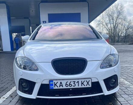 Белый Сеат Леон, объемом двигателя 2 л и пробегом 435 тыс. км за 8350 $, фото 1 на Automoto.ua