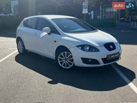 Білий Сеат Leon, об'ємом двигуна 1.39 л та пробігом 153 тис. км за 6490 $, фото 1 на Automoto.ua