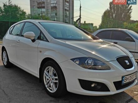 Белый Сеат Леон, объемом двигателя 1.9 л и пробегом 123 тыс. км за 7500 $, фото 1 на Automoto.ua