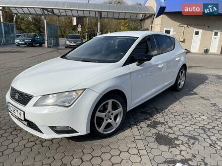 Сеат Леон 2012 в Луцке на Automoto.ua Белый Сеат Леон, объемом двигателя 1.4 л и пробегом 282 тыс. км за 7500 $, фото 1 на Automoto.ua