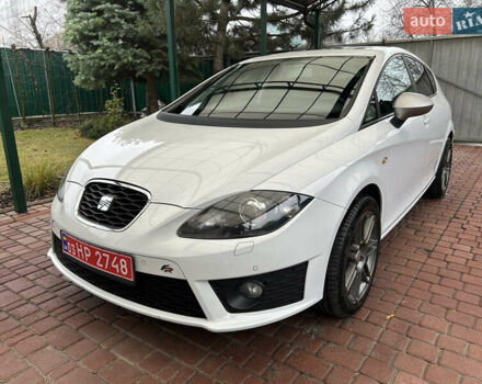Белый Сеат Леон, объемом двигателя 1.8 л и пробегом 153 тыс. км за 9000 $, фото 1 на Automoto.ua