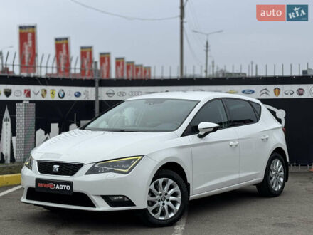 Сеат Леон 2013 в Киеве на Automoto.ua Белый Сеат Леон, объемом двигателя 1.2 л и пробегом 151 тыс. км за 9900 $, фото 1 на Automoto.ua