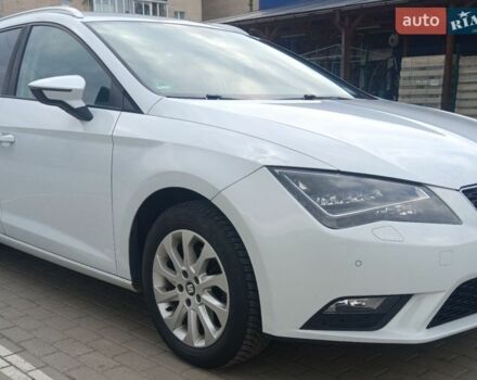 Белый Сеат Леон, объемом двигателя 1.6 л и пробегом 298 тыс. км за 10000 $, фото 1 на Automoto.ua