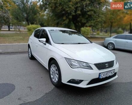 Белый Сеат Леон, объемом двигателя 1.2 л и пробегом 110 тыс. км за 8700 $, фото 1 на Automoto.ua