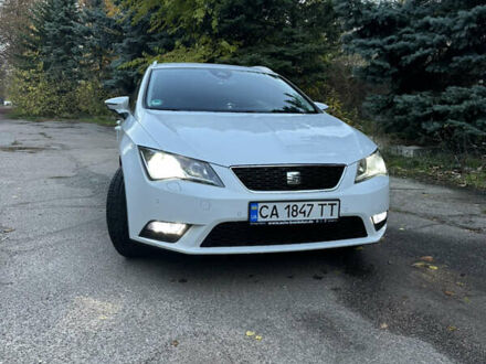 Сеат Леон 2016 в Черкассах на Automoto.ua Белый Сеат Леон, объемом двигателя 1.6 л и пробегом 212 тыс. км за 12800 $, фото 1 на Automoto.ua
