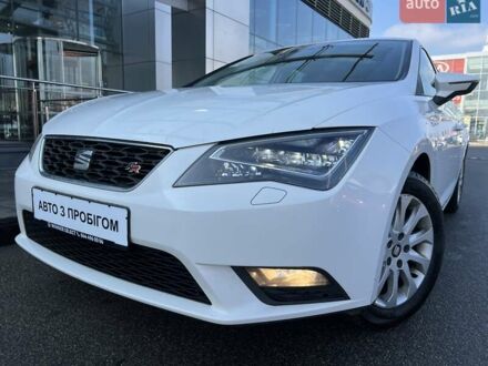 Белый Сеат Леон, объемом двигателя 1.6 л и пробегом 165 тыс. км за 13906 $, фото 1 на Automoto.ua