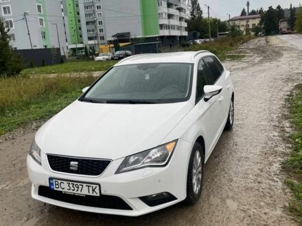 Белый Сеат Леон, объемом двигателя 2 л и пробегом 270 тыс. км за 12000 $, фото 1 на Automoto.ua