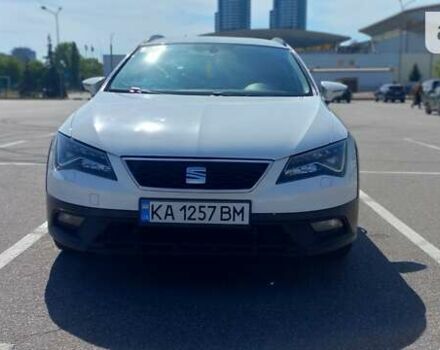 Білий Сеат Leon, об'ємом двигуна 0 л та пробігом 252 тис. км за 17600 $, фото 1 на Automoto.ua