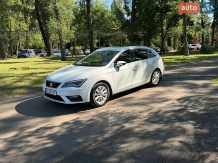Білий Сеат Leon, об'ємом двигуна 1.6 л та пробігом 238 тис. км за 13850 $, фото 1 на Automoto.ua