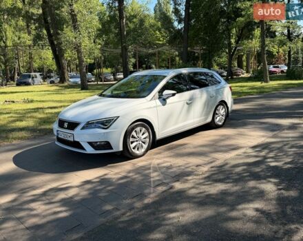Белый Сеат Леон, объемом двигателя 1.6 л и пробегом 238 тыс. км за 13850 $, фото 1 на Automoto.ua
