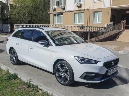 Білий Сеат Leon, об'ємом двигуна 1.4 л та пробігом 45 тис. км за 30290 $, фото 1 на Automoto.ua