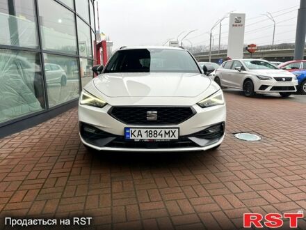 Сеат Леон 2024 в Киеве на Automoto.ua Белый Сеат Леон, объемом двигателя 1.5 л и пробегом 0 тыс. км за 32840 $, фото 1 на Automoto.ua
