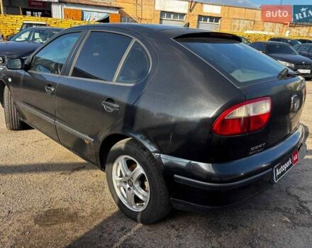 Черный Сеат Леон, объемом двигателя 1.8 л и пробегом 270 тыс. км за 3190 $, фото 2 на Automoto.ua