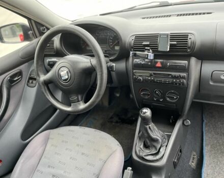 Чорний Сеат Leon, об'ємом двигуна 1.4 л та пробігом 354 тис. км за 3100 $, фото 5 на Automoto.ua