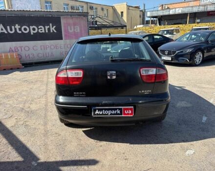 Черный Сеат Леон, объемом двигателя 1.8 л и пробегом 270 тыс. км за 3940 $, фото 3 на Automoto.ua