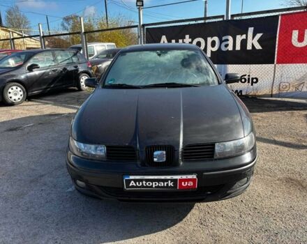 Черный Сеат Леон, объемом двигателя 1.8 л и пробегом 270 тыс. км за 3140 $, фото 7 на Automoto.ua