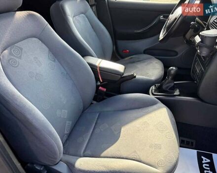 Черный Сеат Леон, объемом двигателя 1.8 л и пробегом 270 тыс. км за 3190 $, фото 15 на Automoto.ua