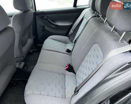 Черный Сеат Леон, объемом двигателя 1.78 л и пробегом 189 тыс. км за 4900 $, фото 17 на Automoto.ua