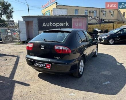 Черный Сеат Леон, объемом двигателя 1.8 л и пробегом 270 тыс. км за 3940 $, фото 4 на Automoto.ua