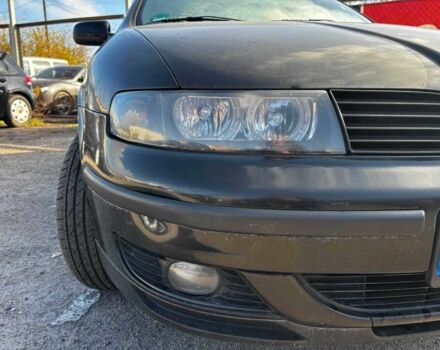 Черный Сеат Леон, объемом двигателя 1.8 л и пробегом 270 тыс. км за 3140 $, фото 8 на Automoto.ua