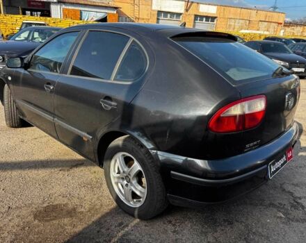 Черный Сеат Леон, объемом двигателя 1.8 л и пробегом 270 тыс. км за 3140 $, фото 2 на Automoto.ua