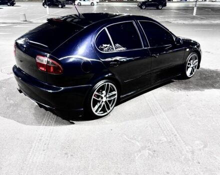 Черный Сеат Леон, объемом двигателя 1.8 л и пробегом 180 тыс. км за 6500 $, фото 5 на Automoto.ua