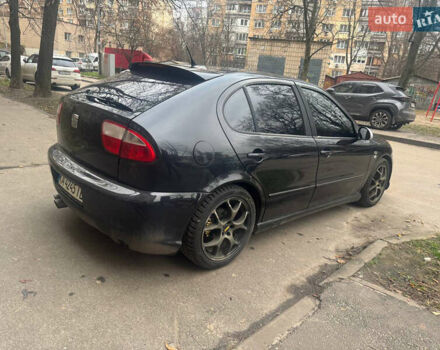 Чорний Сеат Leon, об'ємом двигуна 1.8 л та пробігом 300 тис. км за 5500 $, фото 2 на Automoto.ua