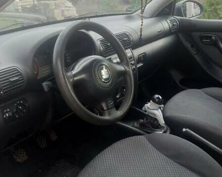 Чорний Сеат Leon, об'ємом двигуна 1.6 л та пробігом 216 тис. км за 4100 $, фото 6 на Automoto.ua