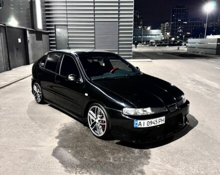 Черный Сеат Леон, объемом двигателя 1.8 л и пробегом 180 тыс. км за 6500 $, фото 4 на Automoto.ua