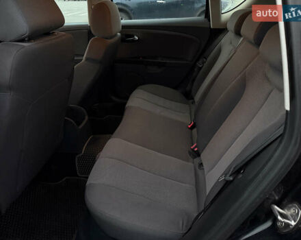 Черный Сеат Леон, объемом двигателя 1.6 л и пробегом 289 тыс. км за 5500 $, фото 19 на Automoto.ua