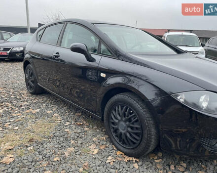 Черный Сеат Леон, объемом двигателя 1.6 л и пробегом 185 тыс. км за 5200 $, фото 9 на Automoto.ua