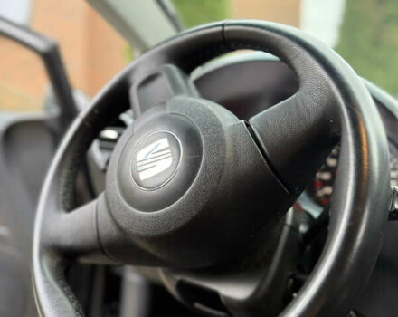 Черный Сеат Леон, объемом двигателя 1.6 л и пробегом 248 тыс. км за 4450 $, фото 6 на Automoto.ua