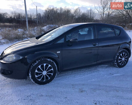 Черный Сеат Леон, объемом двигателя 1.6 л и пробегом 197 тыс. км за 5200 $, фото 13 на Automoto.ua