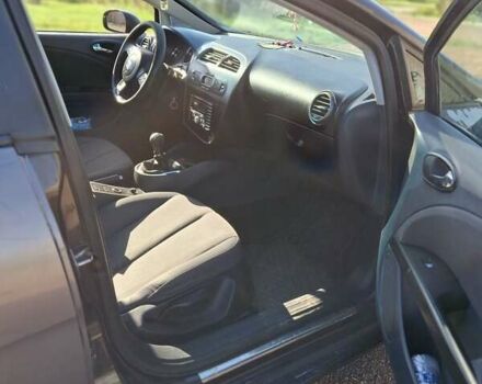 Чорний Сеат Leon, об'ємом двигуна 1.6 л та пробігом 252 тис. км за 4500 $, фото 14 на Automoto.ua