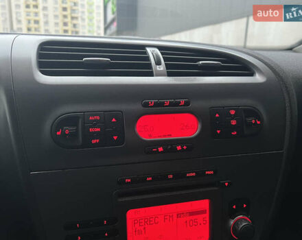 Черный Сеат Леон, объемом двигателя 2 л и пробегом 212 тыс. км за 4600 $, фото 17 на Automoto.ua