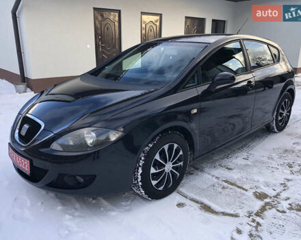 Черный Сеат Леон, объемом двигателя 1.6 л и пробегом 197 тыс. км за 5200 $, фото 2 на Automoto.ua