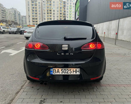Черный Сеат Леон, объемом двигателя 2 л и пробегом 212 тыс. км за 4600 $, фото 3 на Automoto.ua