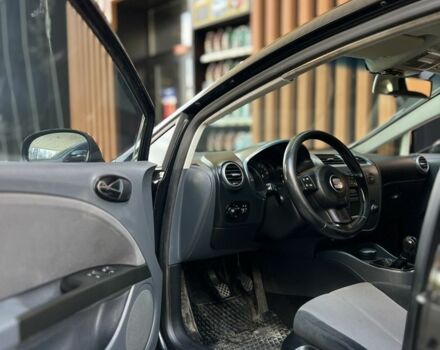 Черный Сеат Леон, объемом двигателя 2 л и пробегом 380 тыс. км за 4000 $, фото 6 на Automoto.ua