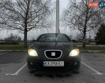 Черный Сеат Леон, объемом двигателя 1.6 л и пробегом 289 тыс. км за 5500 $, фото 1 на Automoto.ua