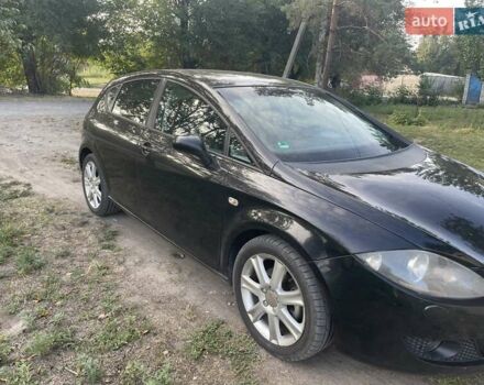 Черный Сеат Леон, объемом двигателя 1.39 л и пробегом 260 тыс. км за 5000 $, фото 1 на Automoto.ua