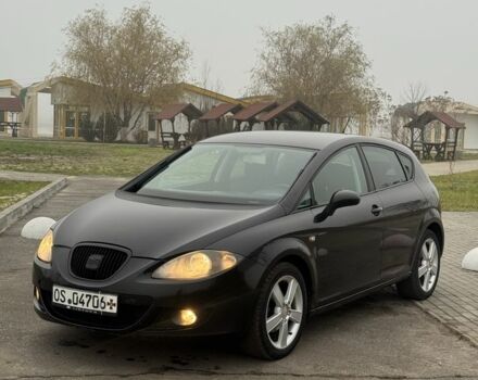 Черный Сеат Леон, объемом двигателя 1.9 л и пробегом 313 тыс. км за 2950 $, фото 4 на Automoto.ua
