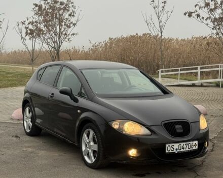 Черный Сеат Леон, объемом двигателя 1.9 л и пробегом 313 тыс. км за 2950 $, фото 2 на Automoto.ua