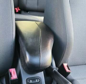 Черный Сеат Леон, объемом двигателя 1.6 л и пробегом 127 тыс. км за 5400 $, фото 16 на Automoto.ua