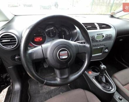 Черный Сеат Леон, объемом двигателя 1.6 л и пробегом 246 тыс. км за 5800 $, фото 20 на Automoto.ua