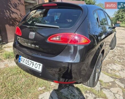 Сеат Леон 2007 в Харькове на Automoto.ua Черный Сеат Леон, объемом двигателя 1.6 л и пробегом 219 тыс. км за 5700 $, фото 5 на Automoto.ua