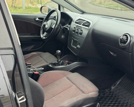 Черный Сеат Леон, объемом двигателя 1.9 л и пробегом 313 тыс. км за 2950 $, фото 12 на Automoto.ua