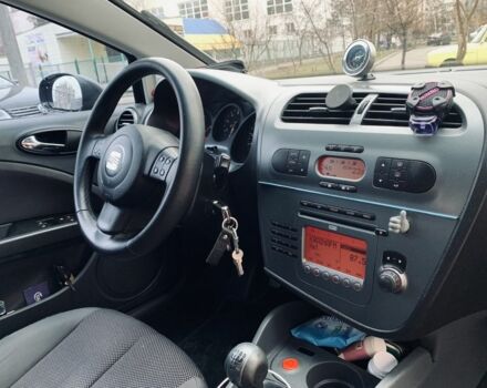 Чорний Сеат Leon, об'ємом двигуна 1.6 л та пробігом 286 тис. км за 5900 $, фото 8 на Automoto.ua