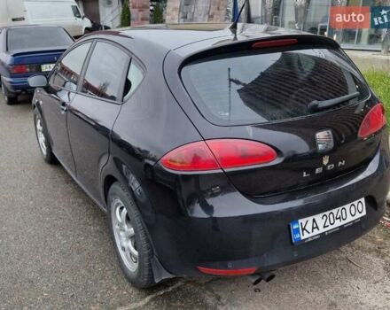 Чорний Сеат Leon, об'ємом двигуна 2 л та пробігом 164 тис. км за 5500 $, фото 2 на Automoto.ua